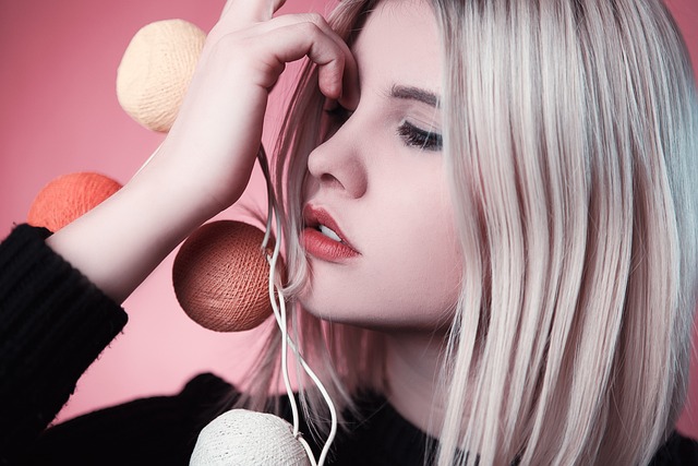 Alles wat je moet weten over sticker en topper hair extensions